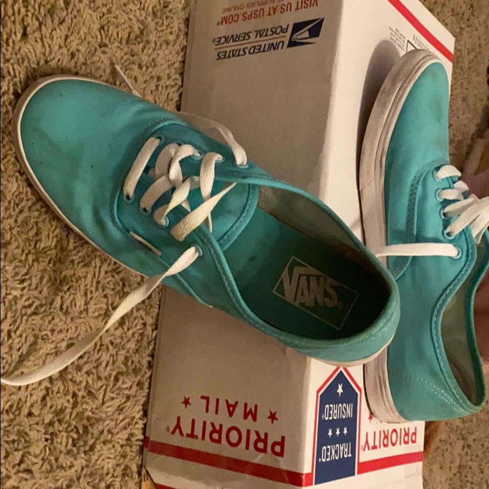 Aqua Vans